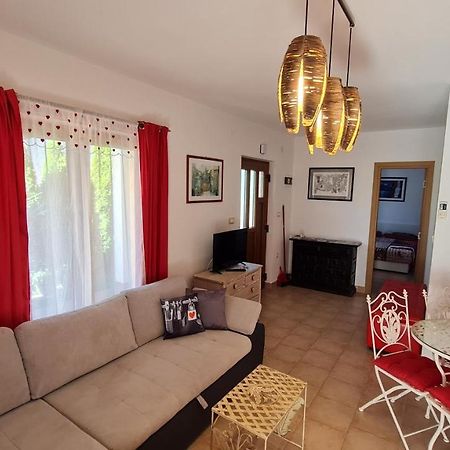 Vacation Home Licinius Ližnjan Extérieur photo