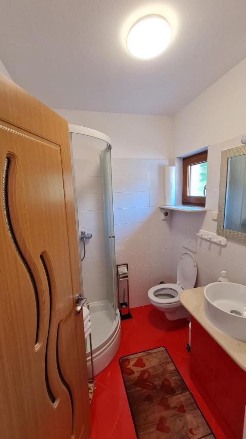 Vacation Home Licinius Ližnjan Extérieur photo